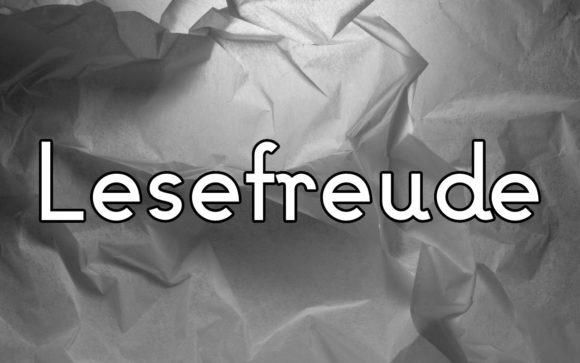 Lesefreude: A Beautiful Flowing Display Font for Digital Branding